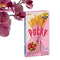 Бисквитные палочки POCKY со вкусом клубники, 45 г